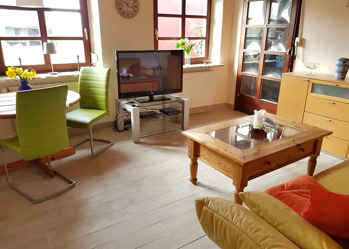 Backboord Διαμέρισμα *